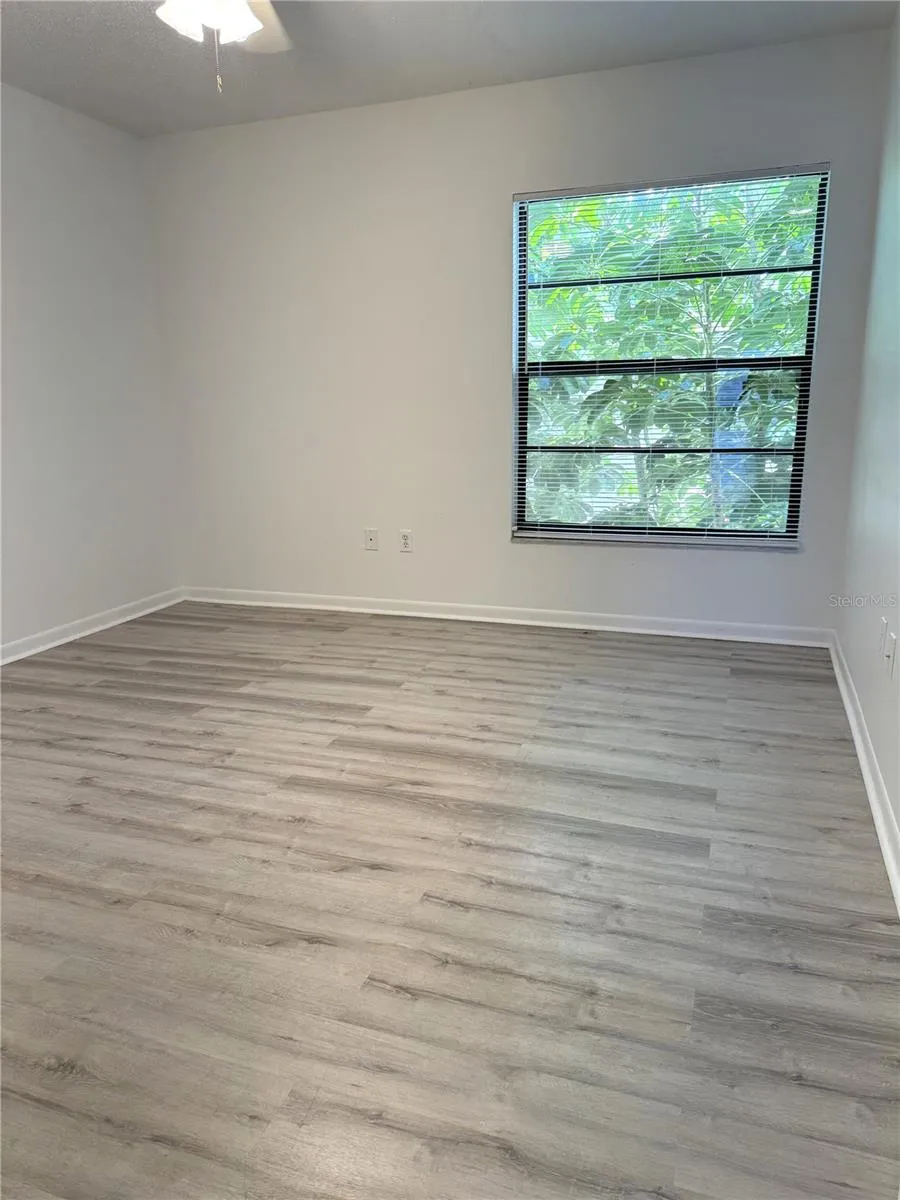 13608 S VILLAGE DRIVE #8203 Tampa, FL 33618