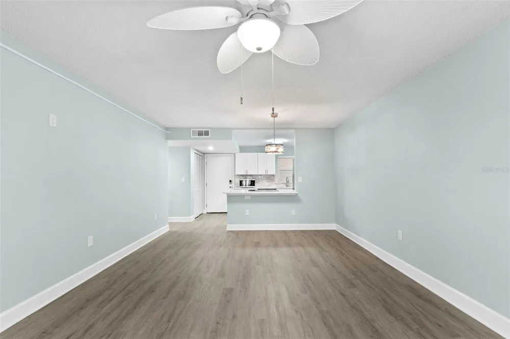 17035 GULF BOULEVARD #116 North Redington Beach, FL 33708