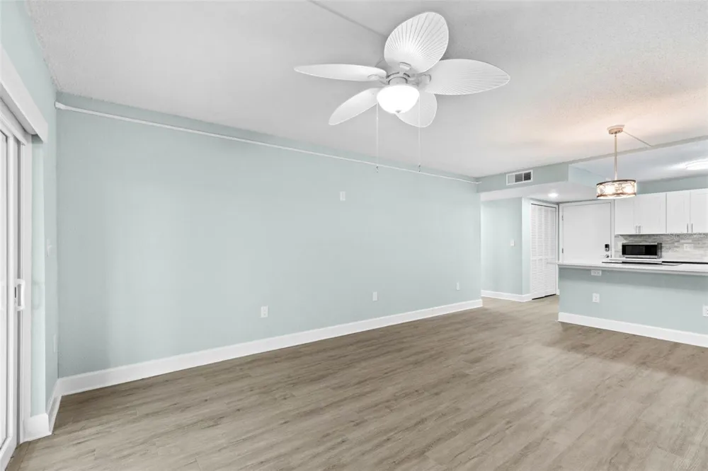 17035 GULF BOULEVARD #116 North Redington Beach, FL 33708