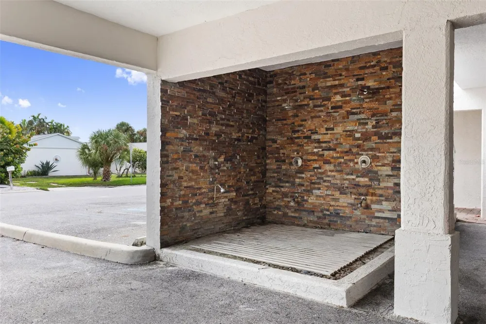 17035 GULF BOULEVARD #116 North Redington Beach, FL 33708