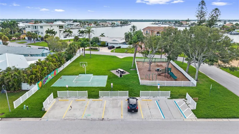 17035 GULF BOULEVARD #116 North Redington Beach, FL 33708