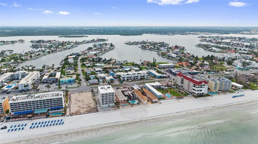 17035 GULF BOULEVARD #116 North Redington Beach, FL 33708