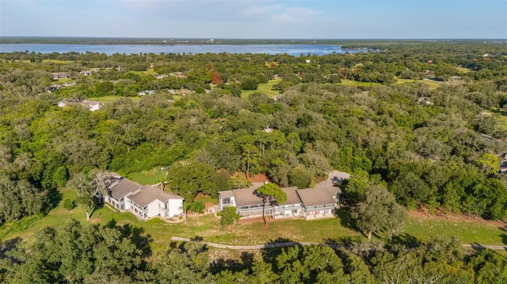 3558 CAMELOT DRIVE #3558 Haines City, FL 33844