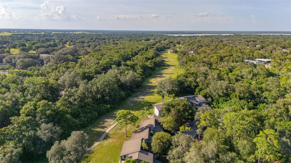 3558 CAMELOT DRIVE #3558 Haines City, FL 33844