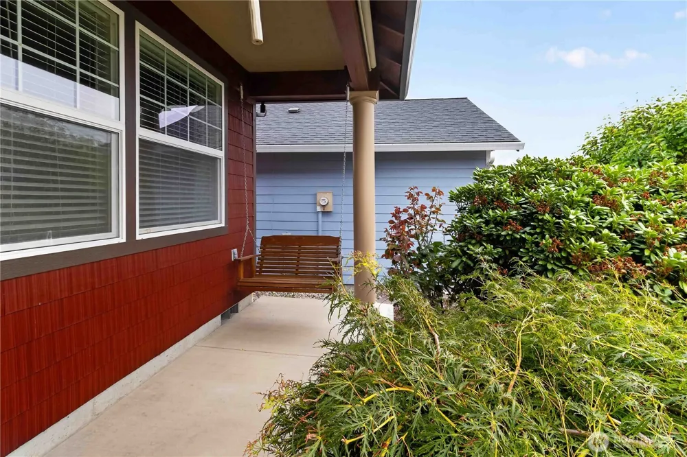 49 Willow Pointe Loop Longview, WA 98632