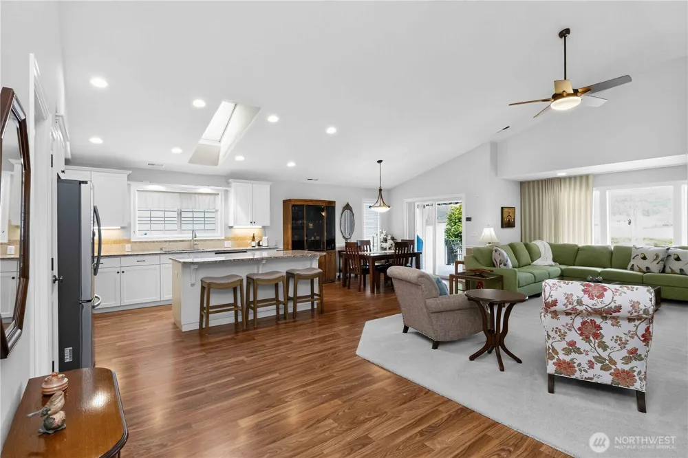 49 Willow Pointe Loop Longview, WA 98632