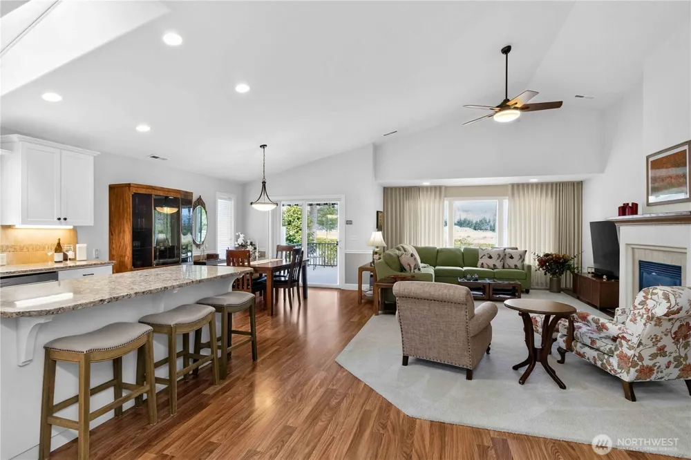 49 Willow Pointe Loop Longview, WA 98632