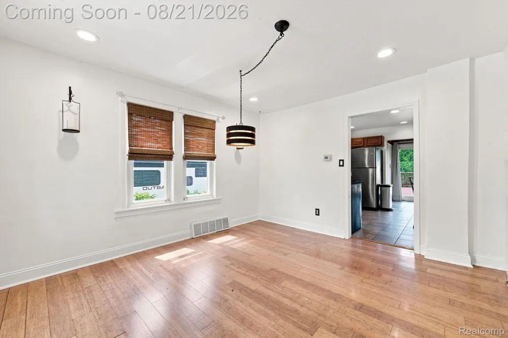 220 Magnolia Drive Inkster City, MI 48141