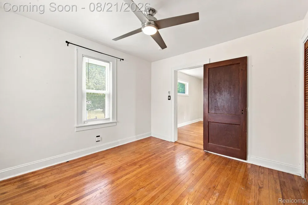 220 Magnolia Drive Inkster City, MI 48141