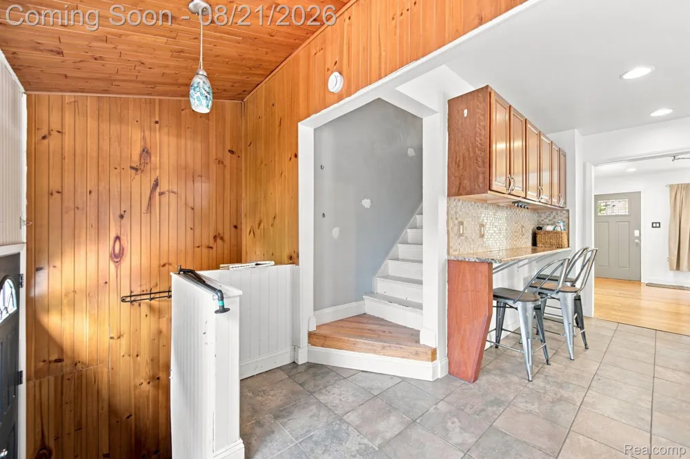 220 Magnolia Drive Inkster City, MI 48141