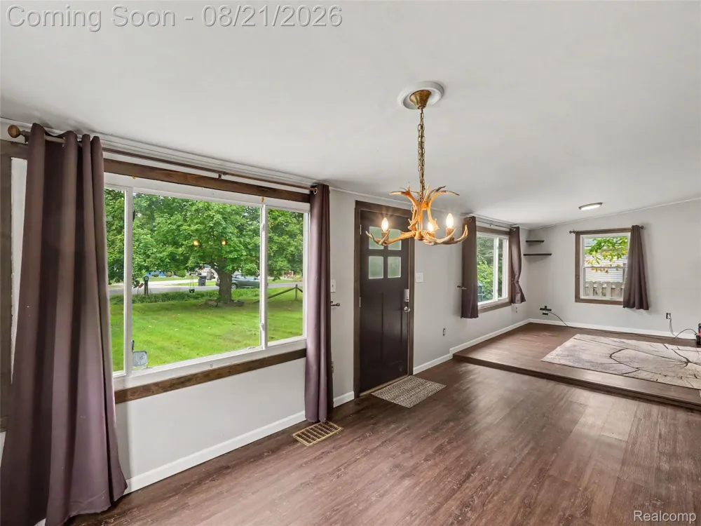 24915 Crisler Street Taylor City, MI 48180