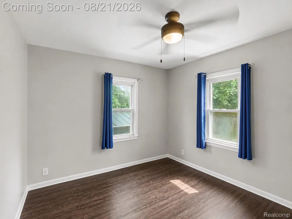 24915 Crisler Street Taylor City, MI 48180