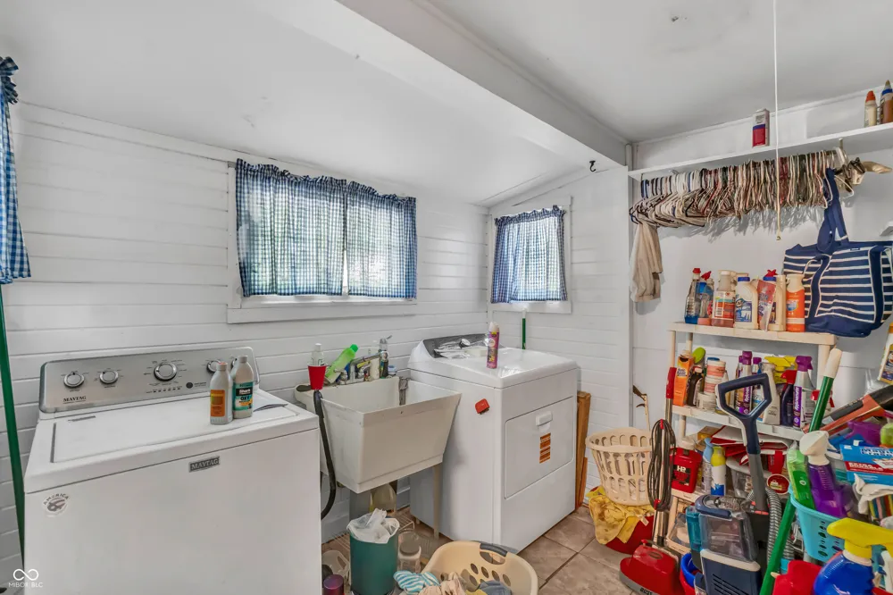 270 Coffey Hill Road Nashville, IN 47448