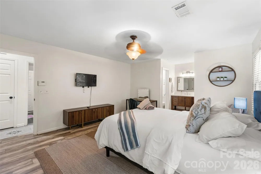 3520 Colony Crossing Drive Charlotte, NC 28226