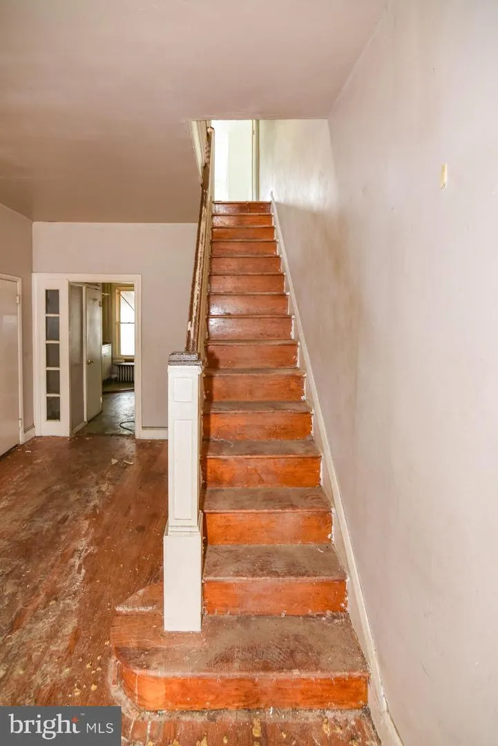 512 E 35TH STREET Baltimore, MD 21218