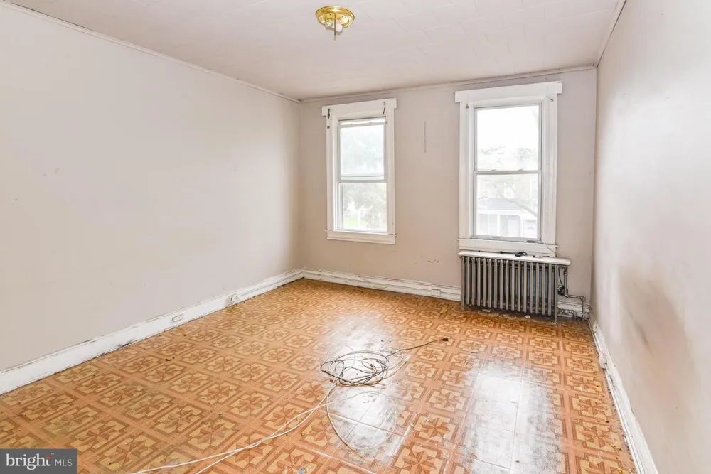 512 E 35TH STREET Baltimore, MD 21218