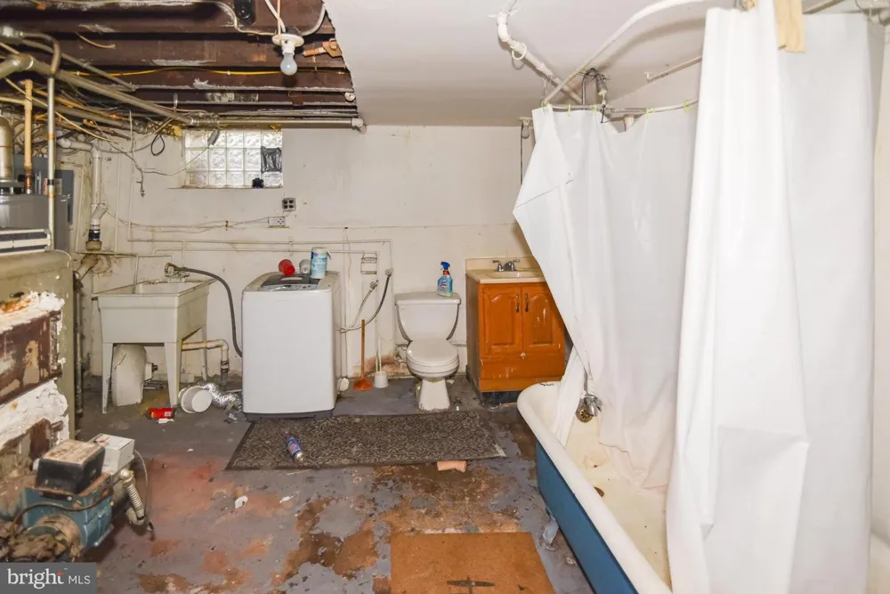 512 E 35TH STREET Baltimore, MD 21218