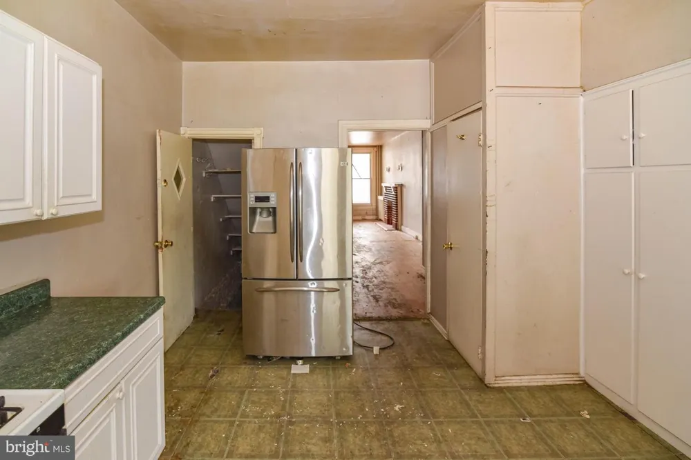 512 E 35TH STREET Baltimore, MD 21218