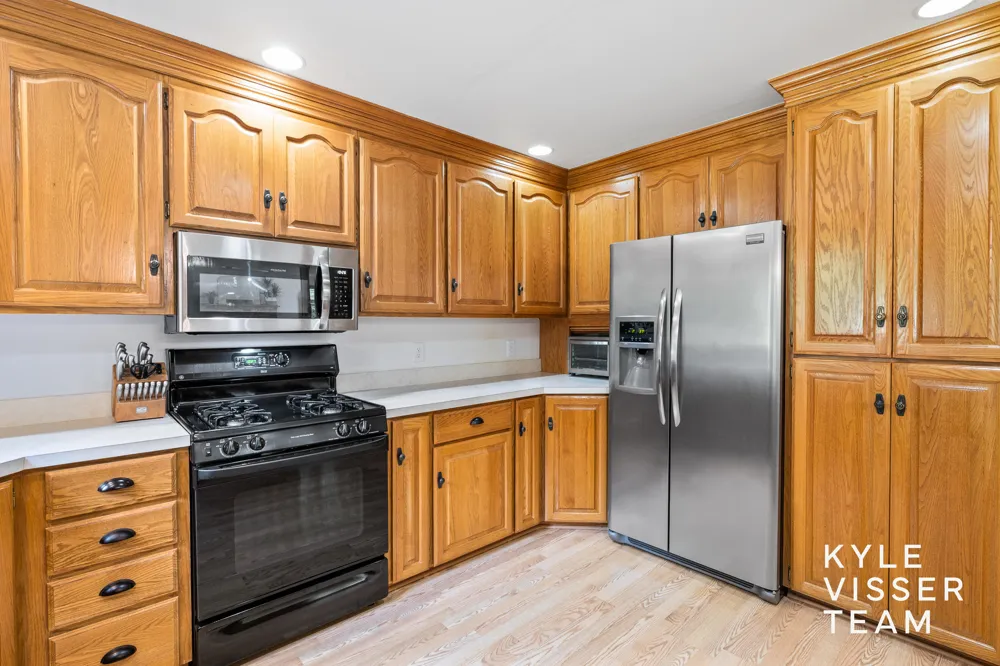 1873 Grand River Drive NE Ada, MI 49301