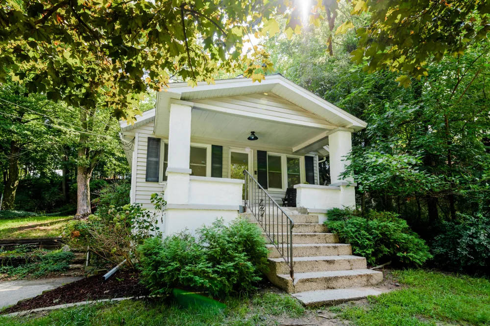 1054 Haines Street NW Grand Rapids, MI 49504