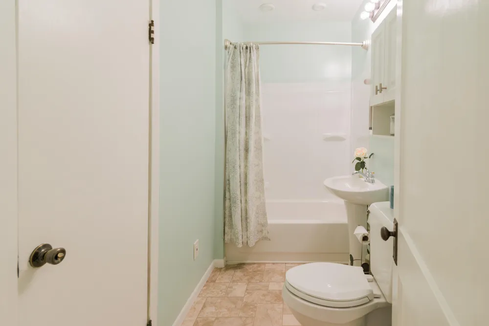 1054 Haines Street NW Grand Rapids, MI 49504