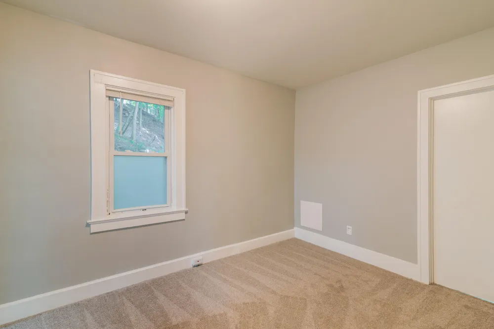 1054 Haines Street NW Grand Rapids, MI 49504