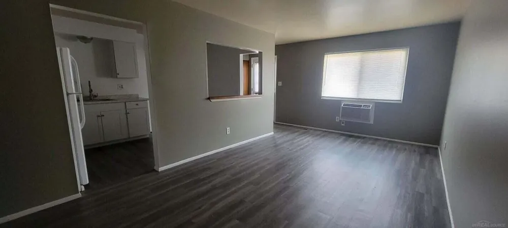 22720 Stair Drive #12 Clinton, MI 48036