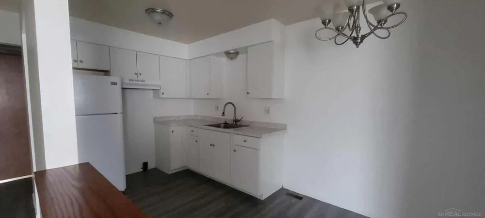 22720 Stair Drive #12 Clinton, MI 48036