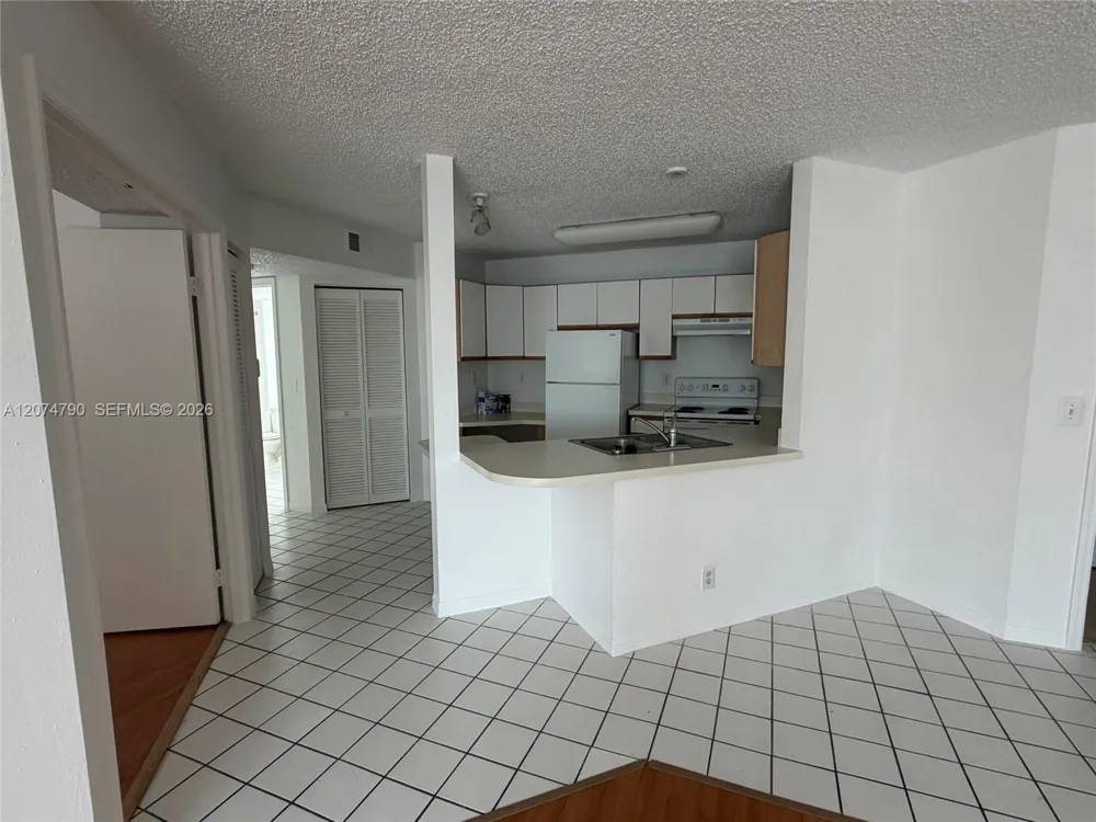 4015 W Mcnab Rd #D209 Pompano Beach, FL 33069