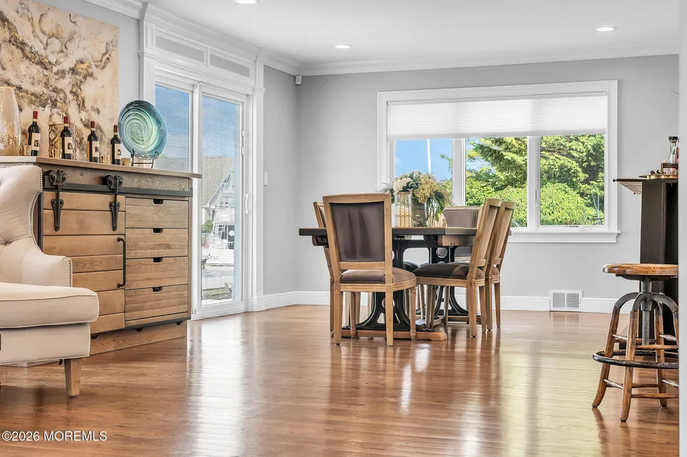 19 Drake Way Toms River, NJ 08753