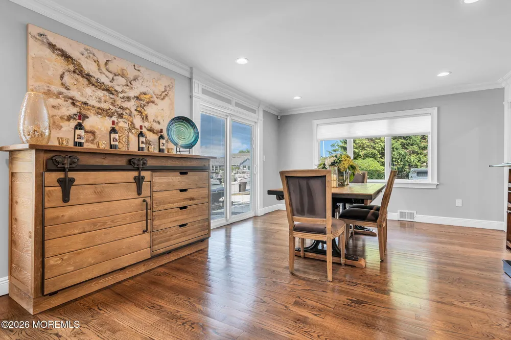 19 Drake Way Toms River, NJ 08753