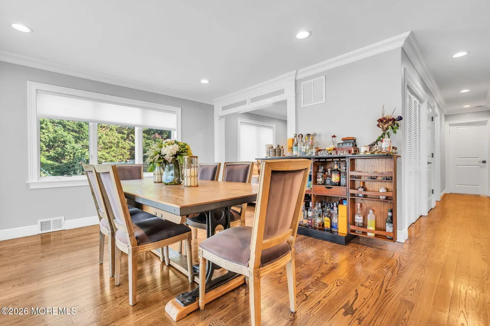 19 Drake Way Toms River, NJ 08753