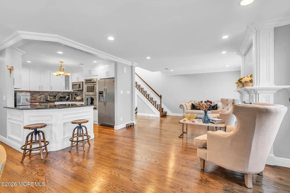 19 Drake Way Toms River, NJ 08753