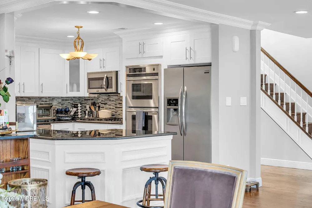 19 Drake Way Toms River, NJ 08753