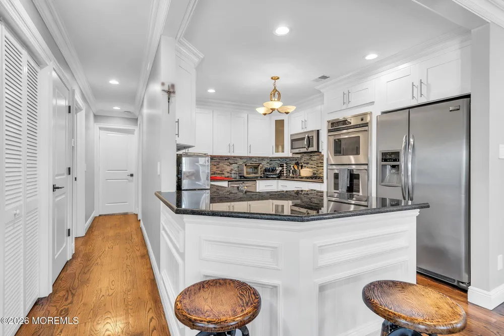 19 Drake Way Toms River, NJ 08753