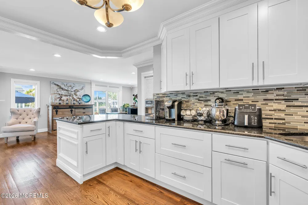 19 Drake Way Toms River, NJ 08753