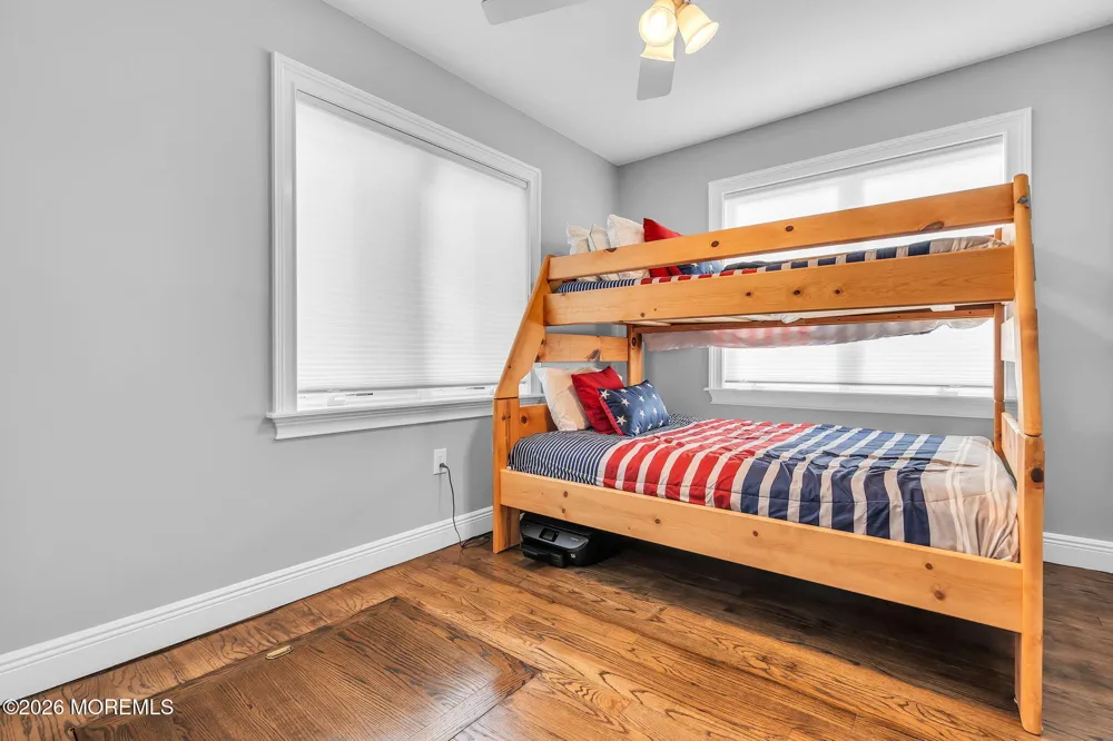 19 Drake Way Toms River, NJ 08753