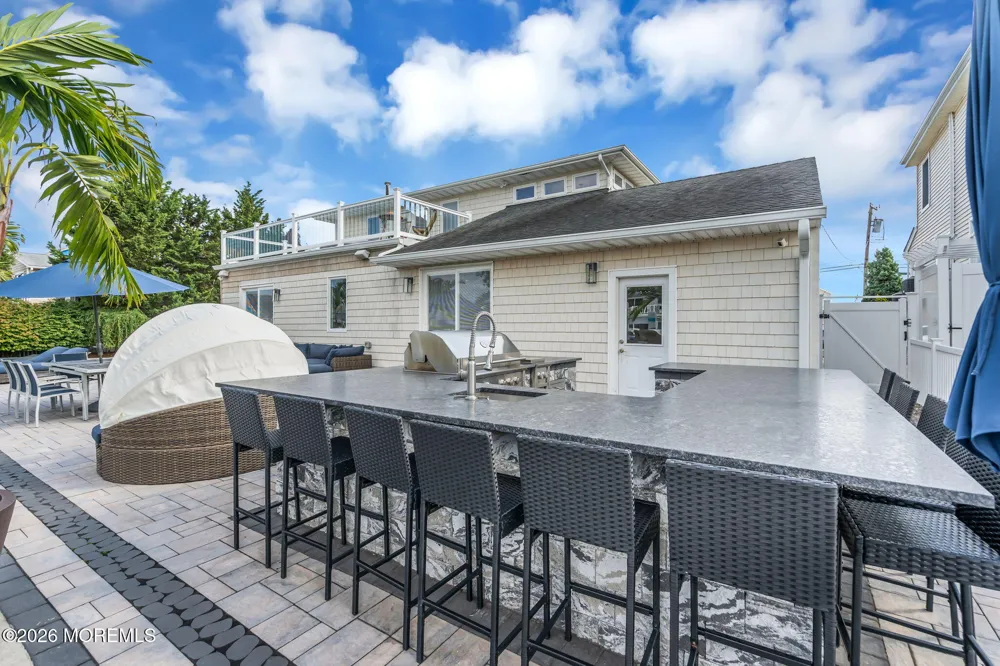 19 Drake Way Toms River, NJ 08753