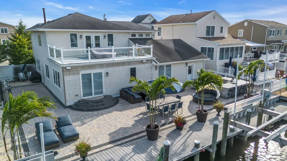 19 Drake Way Toms River, NJ 08753