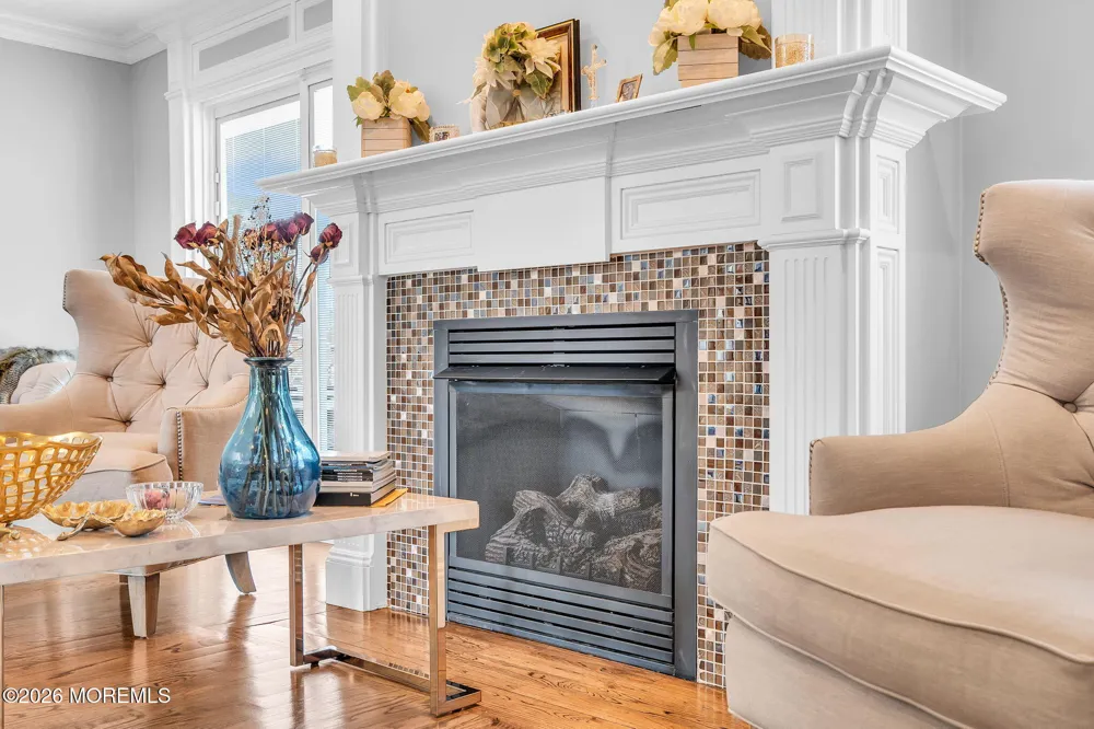 19 Drake Way Toms River, NJ 08753