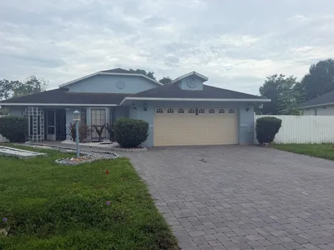 1013 MAYFAIR PLACE