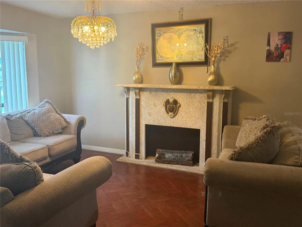 1013 MAYFAIR PLACE Kissimmee, FL 34758