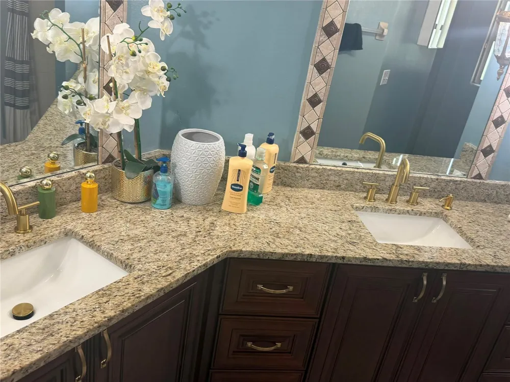 1013 MAYFAIR PLACE Kissimmee, FL 34758