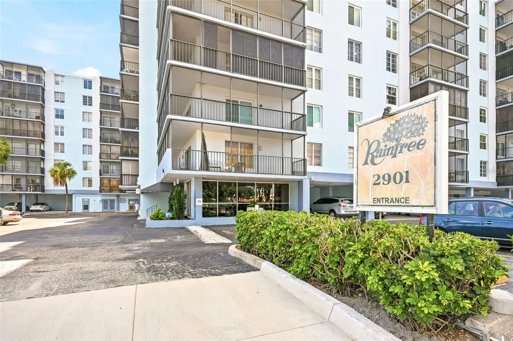 2901 26TH STREET W #818 Bradenton, FL 34205