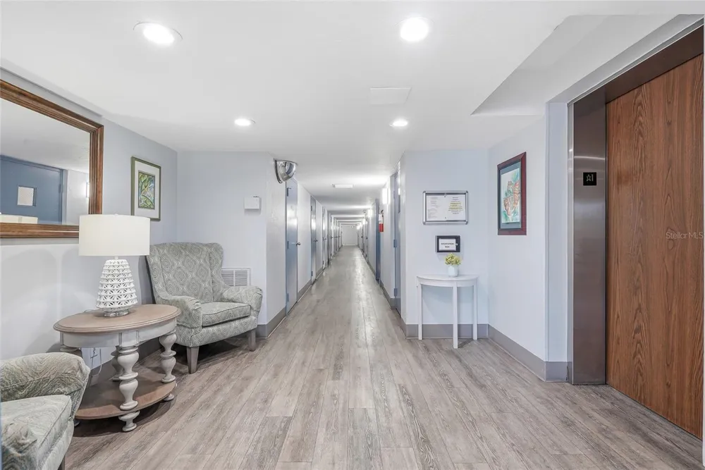 2901 26TH STREET W #818 Bradenton, FL 34205