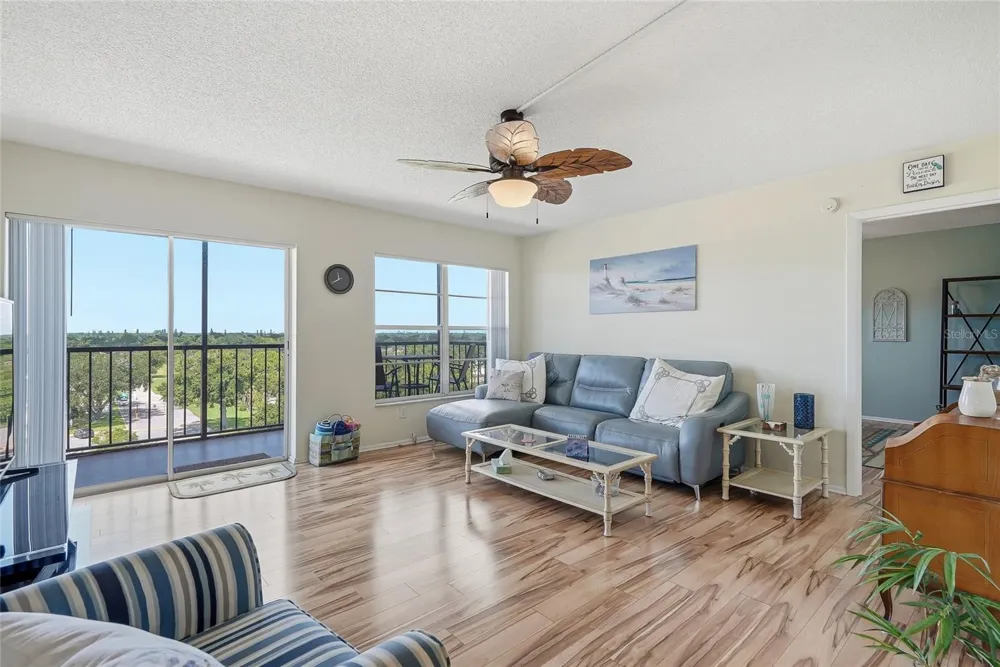 2901 26TH STREET W #818 Bradenton, FL 34205