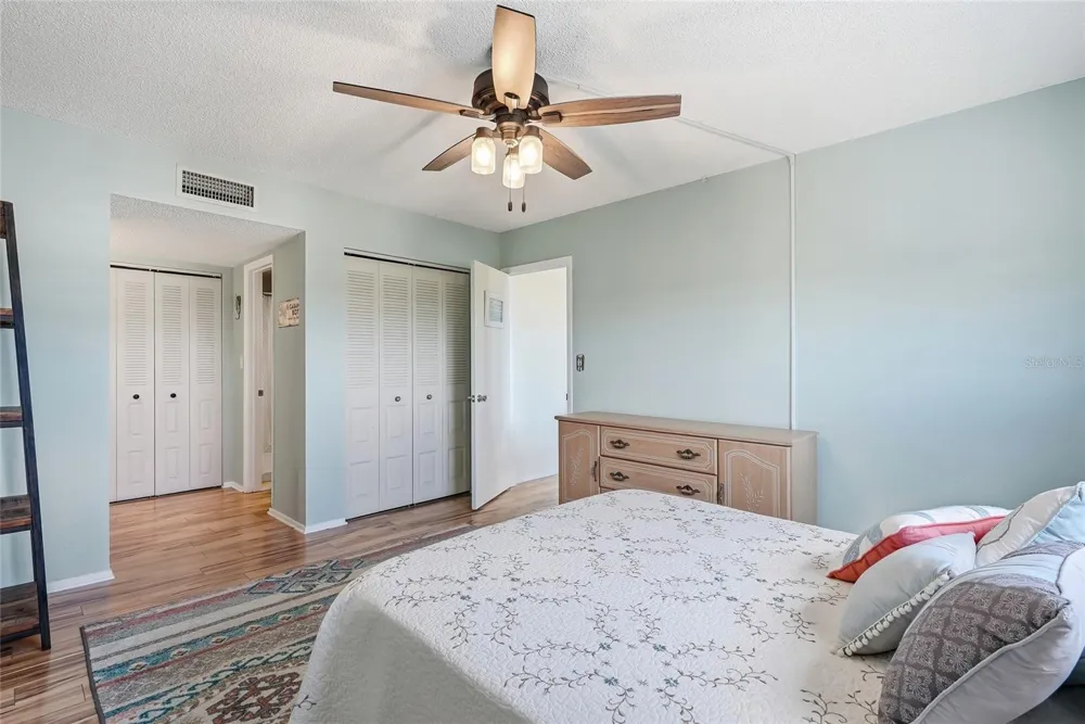 2901 26TH STREET W #818 Bradenton, FL 34205