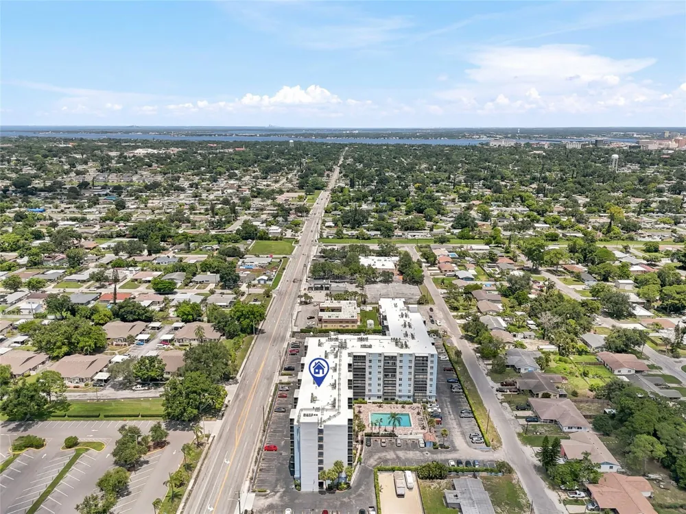 2901 26TH STREET W #818 Bradenton, FL 34205