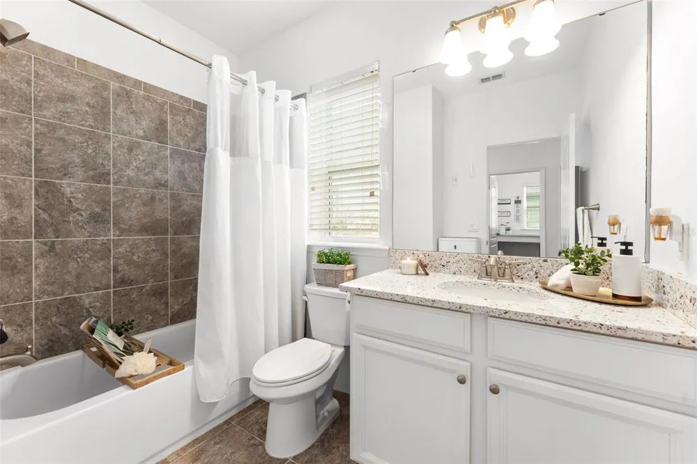 13890 SATO AVENUE Orlando, FL 32827