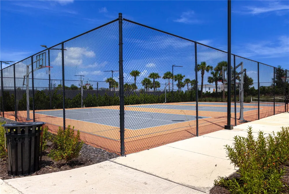 17632 CRESCENT MOON LOOP Bradenton, FL 34211